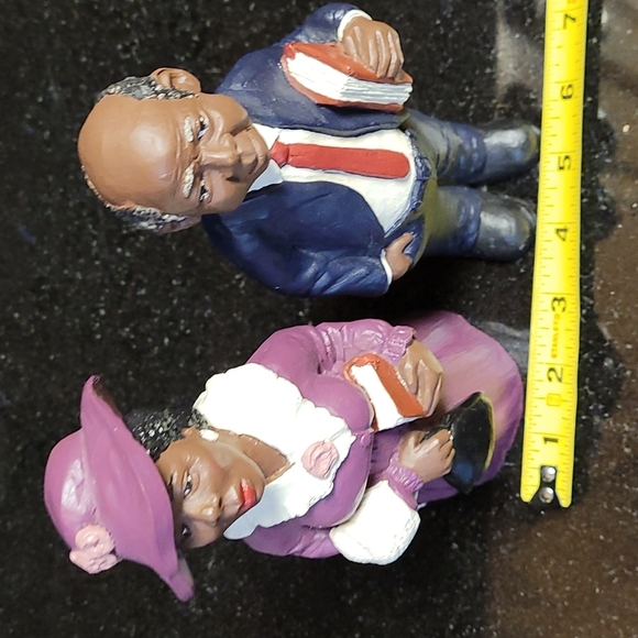 ⛪️Church Couple Figurines - Picture 8 of 8